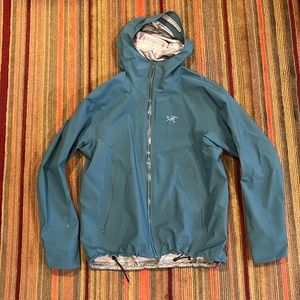 Arcteryx Ralle Lightweight Gore-Tex Shell Large